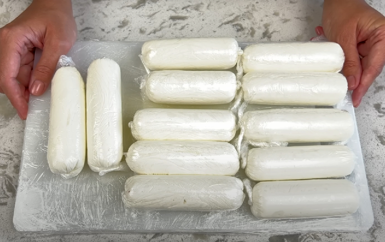 Глазуровані сирки з полуницею: рецепт смакоти з дитинства від Лізи Глінської з &quot;МастерШеф&quot;